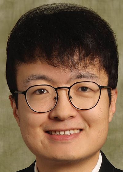 headshot of Yiming Zeng