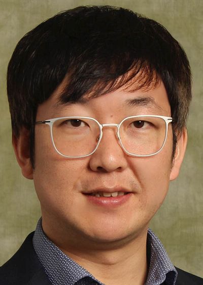 headshot of Zixiao Ma