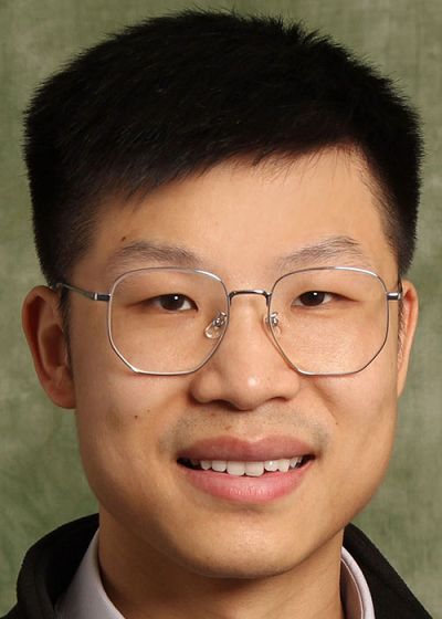 headshot of Zhen Xie