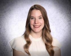 Headshot of Aubrey Roefs