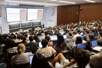 SOM Dean's Case Competition finals