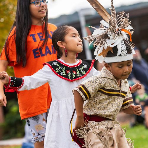 Young male and female Onondaga dancers
