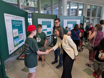 Junior Scientists presenting their findings