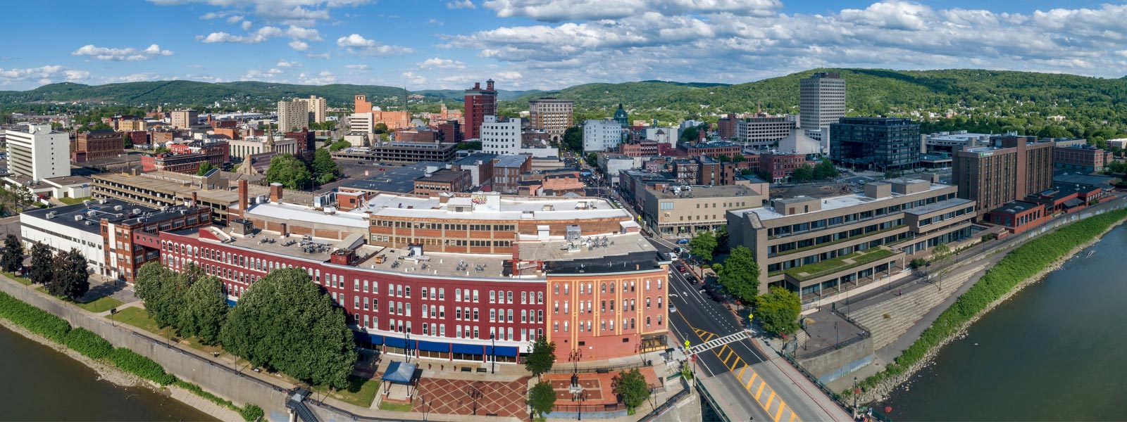 A panoramic view of Binghamton and river.