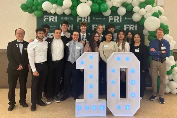 clean energy cohort 9 class photo