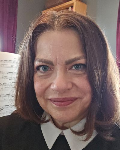 headshot of Christine Capani