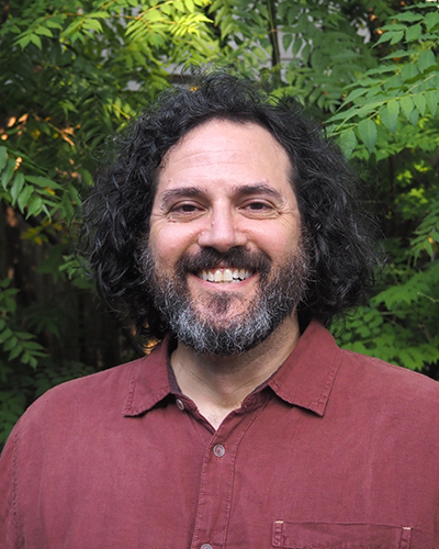 headshot of Eric Janec