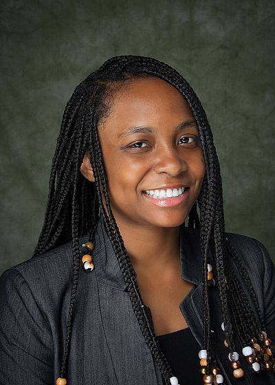 headshot of Faniya Doswell