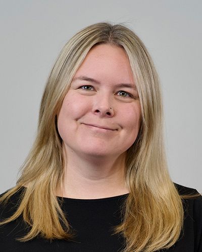 headshot of Francie Keefe