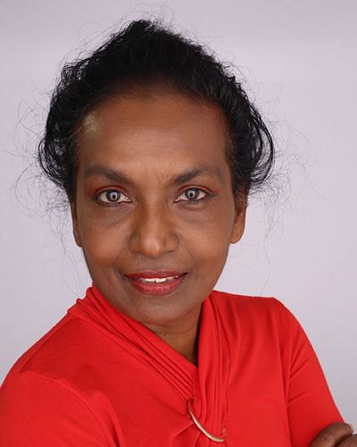 headshot of Felina Leonard