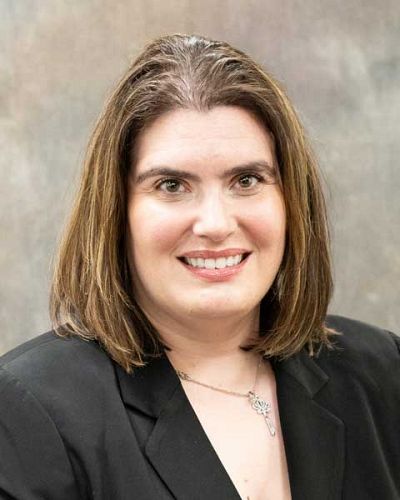 headshot of Heather Bragg