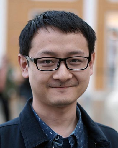 headshot of Junting Huang