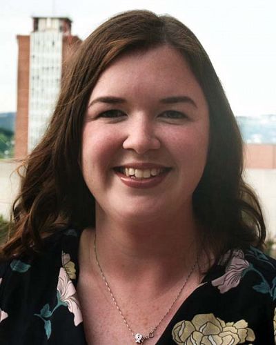 headshot of Jennifer Roach