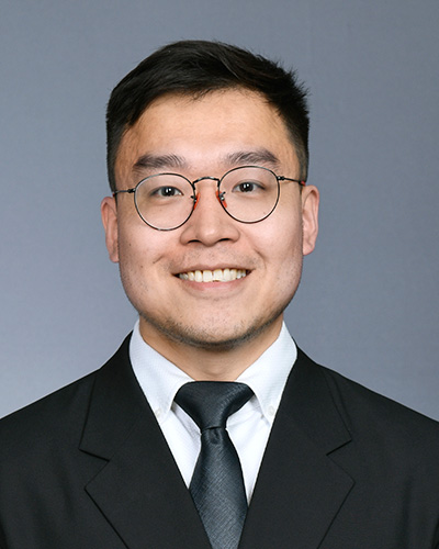 headshot of Jinpu Yang