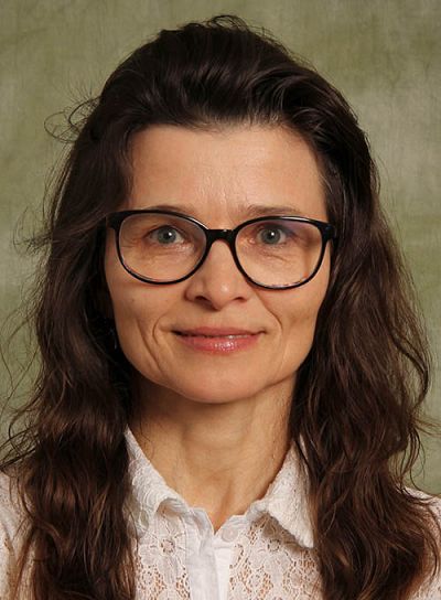 headshot of Katarzyna Mazur