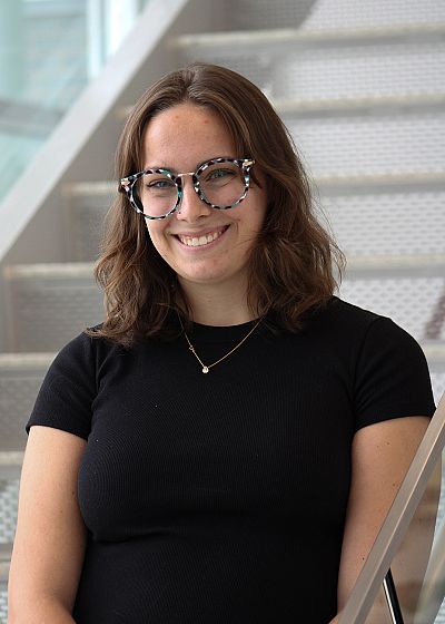 headshot of Kaylin Piza-Taylor