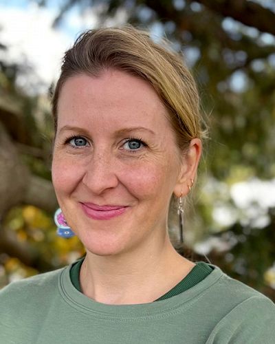 headshot of Lisa R Timmermann