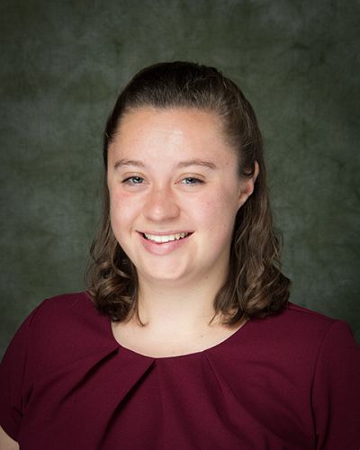 headshot of Mikayla Sedlacek