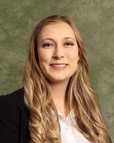 headshot of Mikayla Short