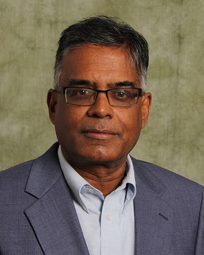headshot of Murali Jagannathan