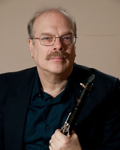 headshot of Richard MacDowell