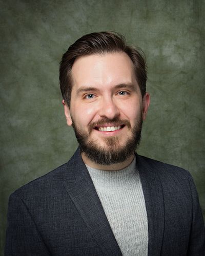 headshot of Robert Myak