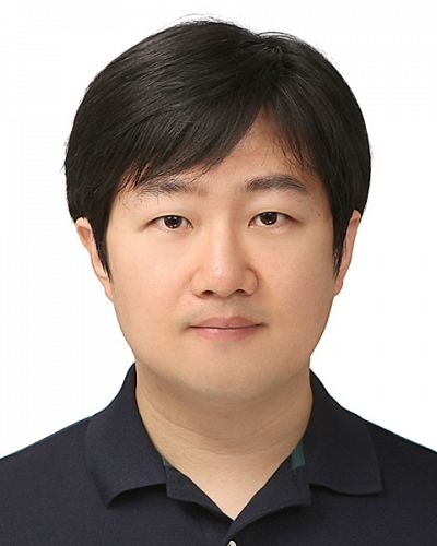 headshot of Young-il Kim