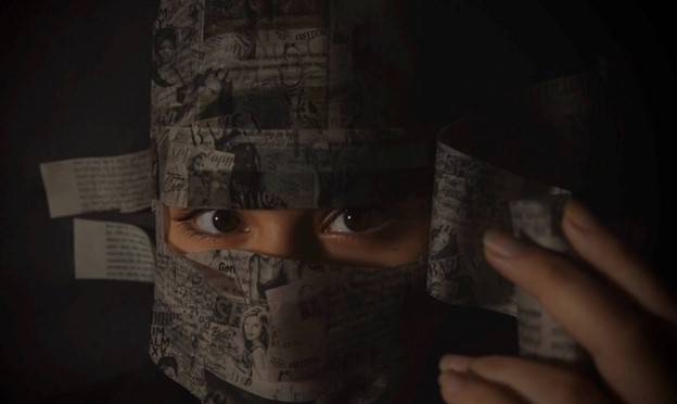 Photo: Peeling a Paper Chrysalis, Divya Gottiparthy, First Place, 2022/202 Photo: Peeling a Paper Chrysalis, Divya Gottiparthy, First Place, 2022/202