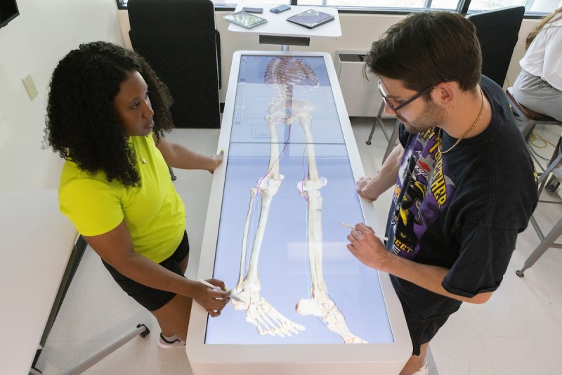 Students at new lab in Decker