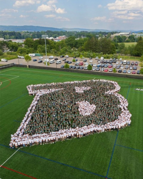A large group of students, the Class of 2029, formed the Binghamton 