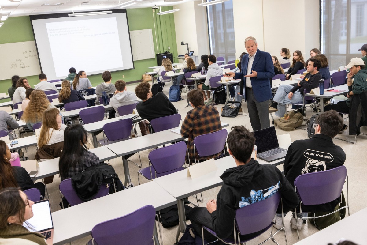 Donald G. Nieman, professor of history at Harpur College of Arts and Sciences, leads a discussion about 2024 election results and the students' voting experiences on Nov. 7, 2024.