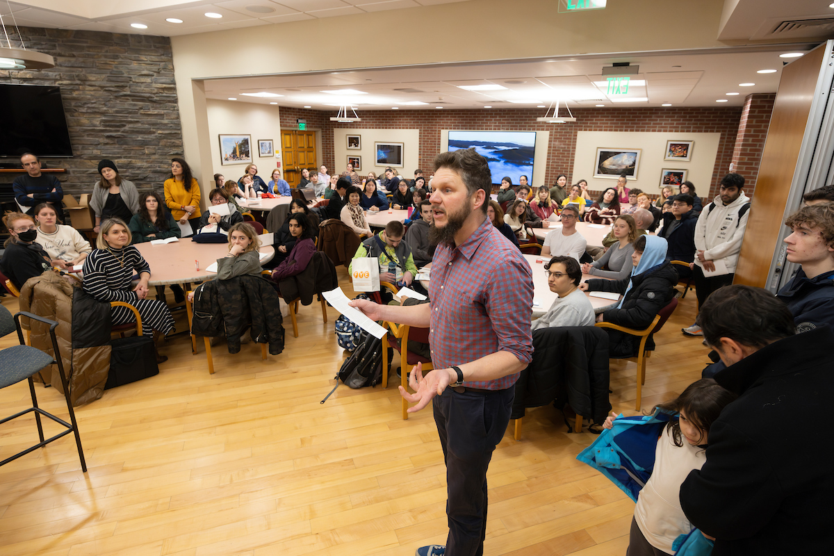 Associate Professor Carl Gelderloos introduced the “Languages of Love: A Languages Poetry Evening” on Feb. 13 at the Anderson Center.