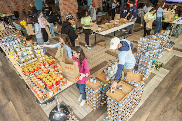 Empire State Service Corps held a 'Day of Action' to help prepare meal kits for New Yorkers being impacted by the halt of SNAP benefits and other food assistance benefits during the government shutdown.