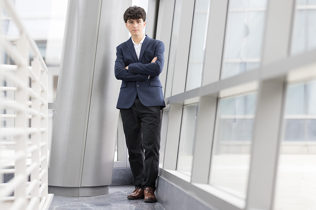 Mitchell Yegorov says the skills he built through SOM proved pivotal in solving problems and answering questions about planning, allocation, supply chain, and operations for Abercrombie & Fitch.