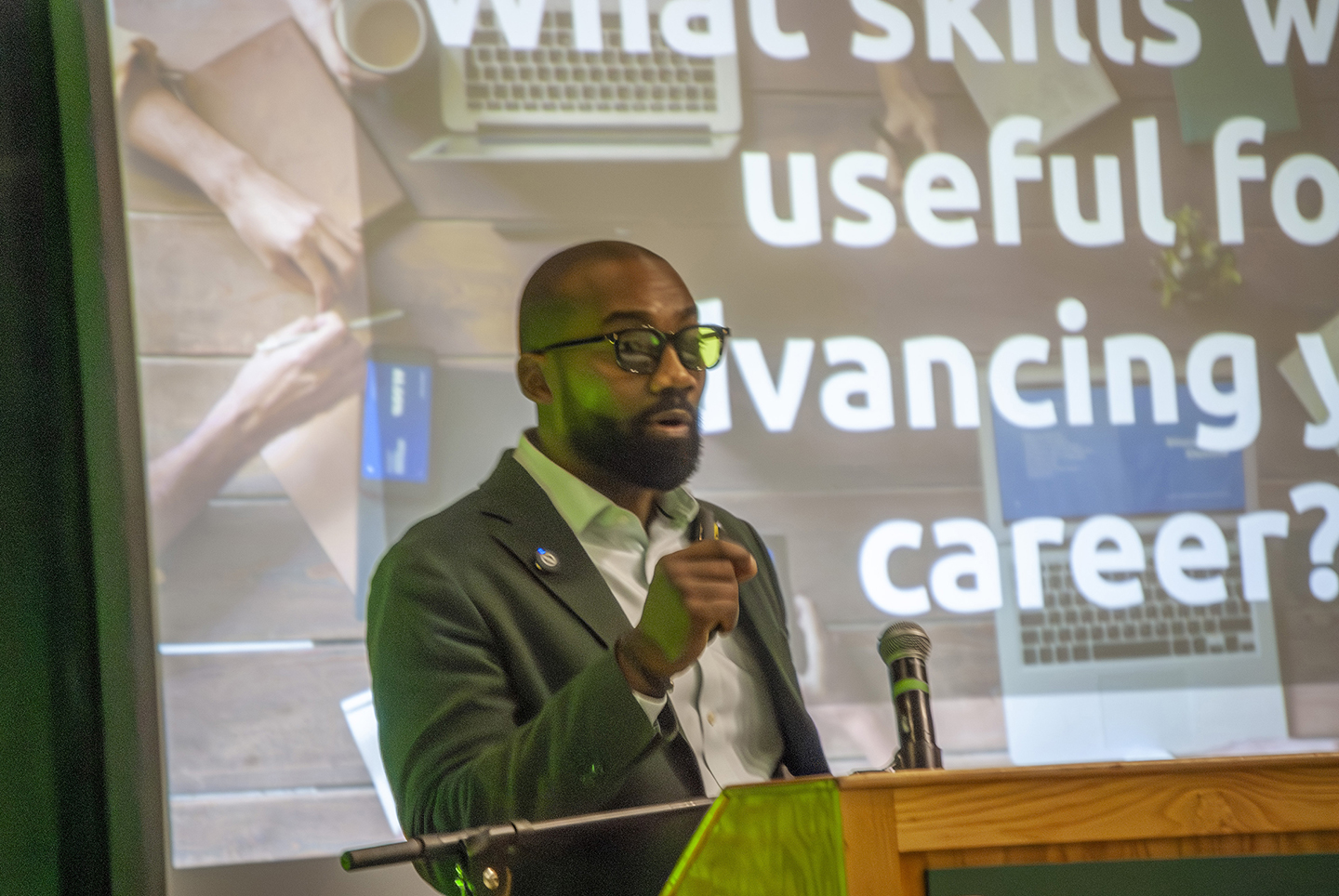 Linal Harris offers an interactive experience on leadership development, drawing insights from the laws of nature.