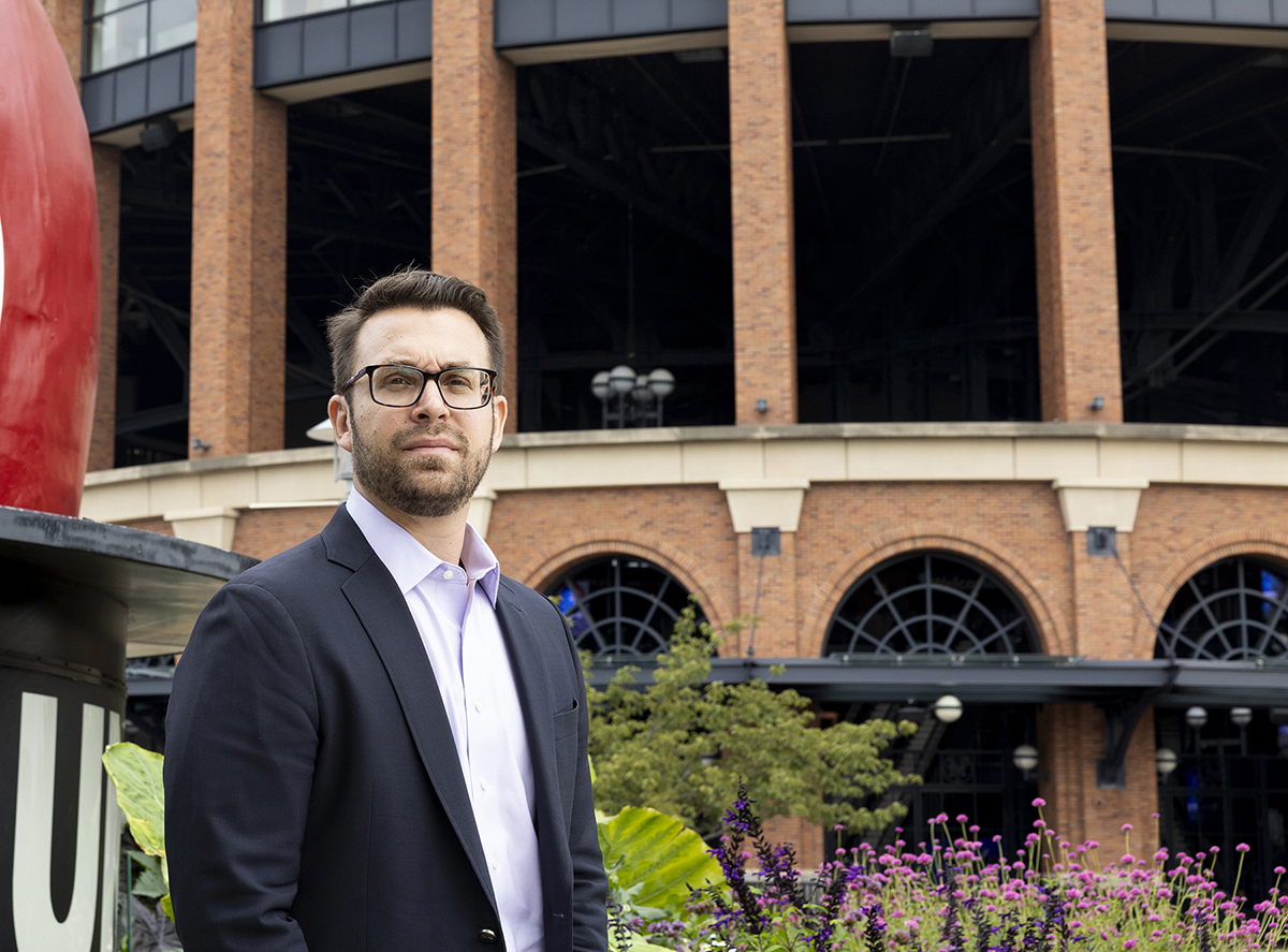 Evan Drellich '09 broke the news of the Houston Astros's cheating scandal in its 2017 World Series championship season. Drellich, who writes for The Athletic website, now has a book out that goes deeper into what led to the team's conduct.