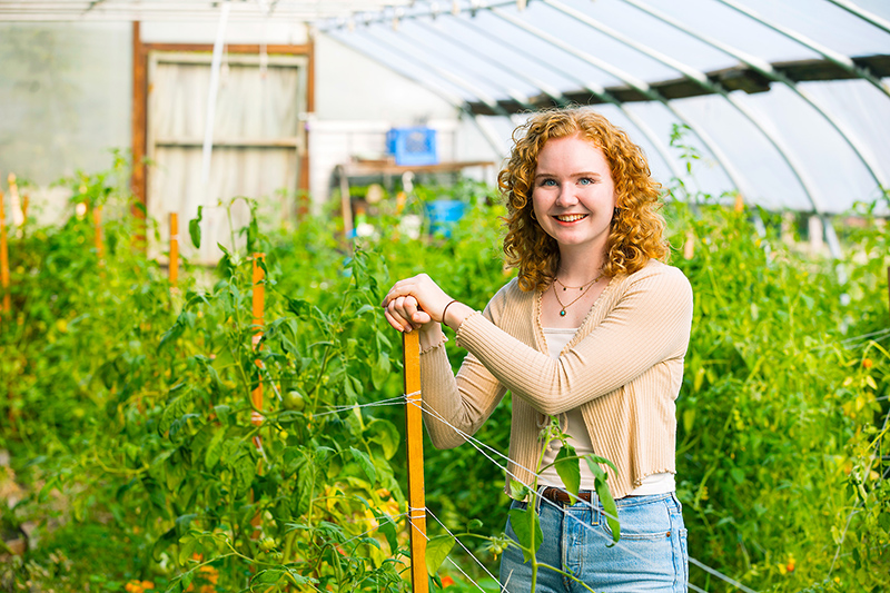 Allison Underhill worked in fall 2021 with VINES, a Binghamton organization committed to developing a sustainable and inclusive community food system.
