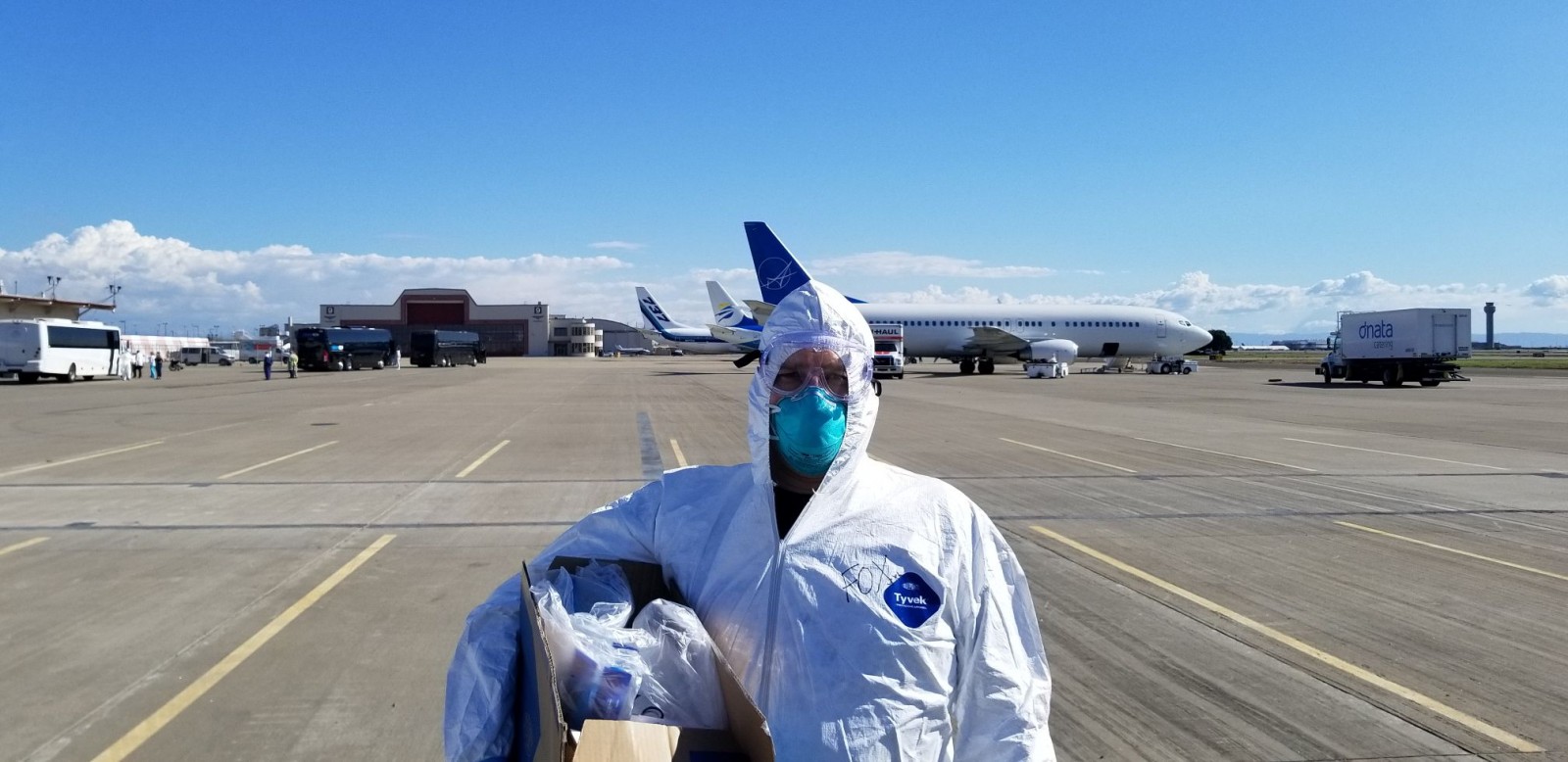 Dr. Adam Fox ’92, an associate professor of surgery at Rutgers University-New Jersey Medical School and medical director at JEMSTAR, the New Jersey Emergency Medical Services Helicopter Response Program, suited up for his work with the National Disaster Medical System.