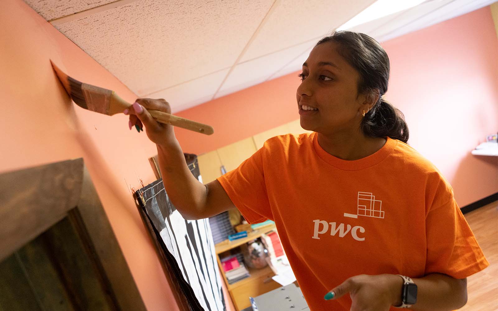 Students involved with the PwC Scholars in the Binghamton University School of Management raised about $15,000 to spruce up the headquarters of Truth Pharm, a nonprofit in Binghamton, N.Y., that advocates for policy changes to reduce the harms caused by substance use.