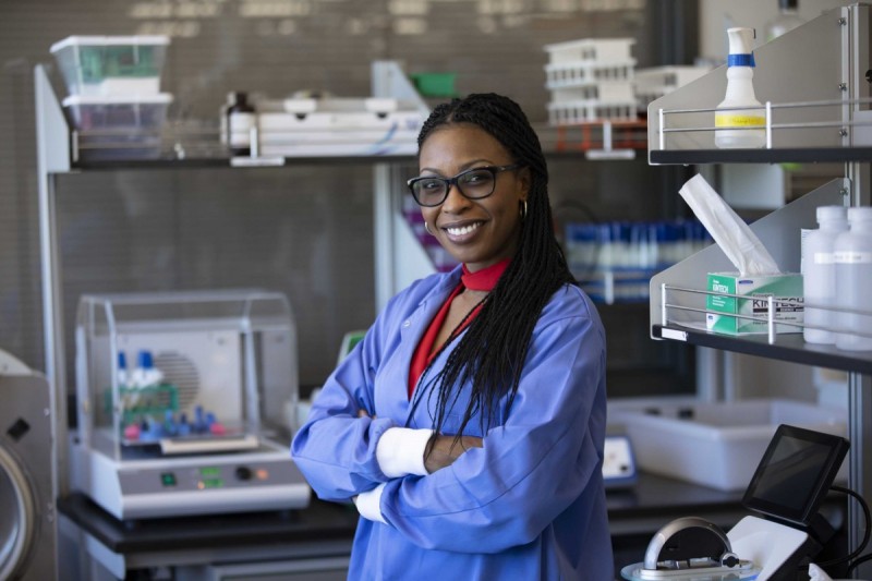 Lamar Thomas, a second-year PhD student in biological sciences, photographed at a lab in the Biotechnology Building at the Innovative Technologies Complex.