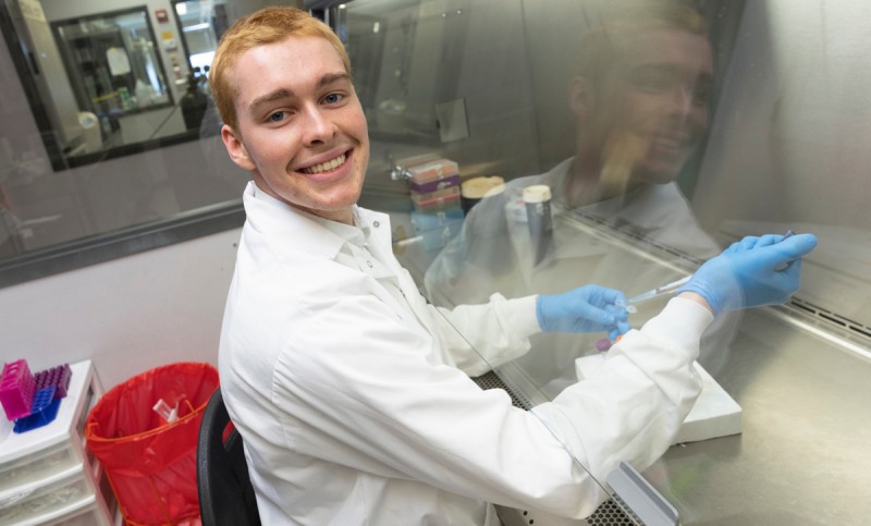 Flynn Anderson ’22 worked in the lab of Associate Professor Gretchen Mahler while studying biomedical engineering at Binghamton University's Watson College.