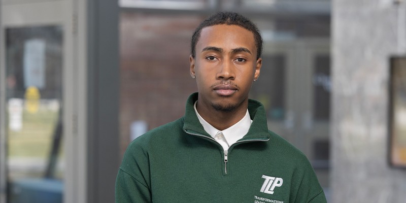 Steven Jones will graduate in May 2026 with a Bachelor of Science in Accounting from the Binghamton University School of Management before continuing to the school’s Master of Business Administration program.