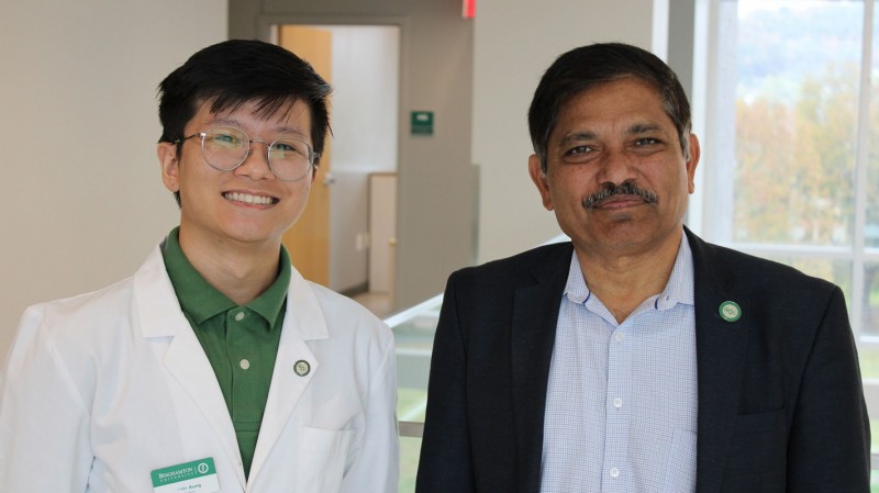 P3 Felix Aung with Dean and SUNY Distinguished Professor Kanneboyina Nagaraju.