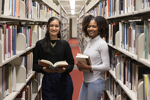 Elisa Starling and Natassia Josephs spent the summer of 2019 working on Harpur Fellows projects in Peru and Jamaica, respectively.