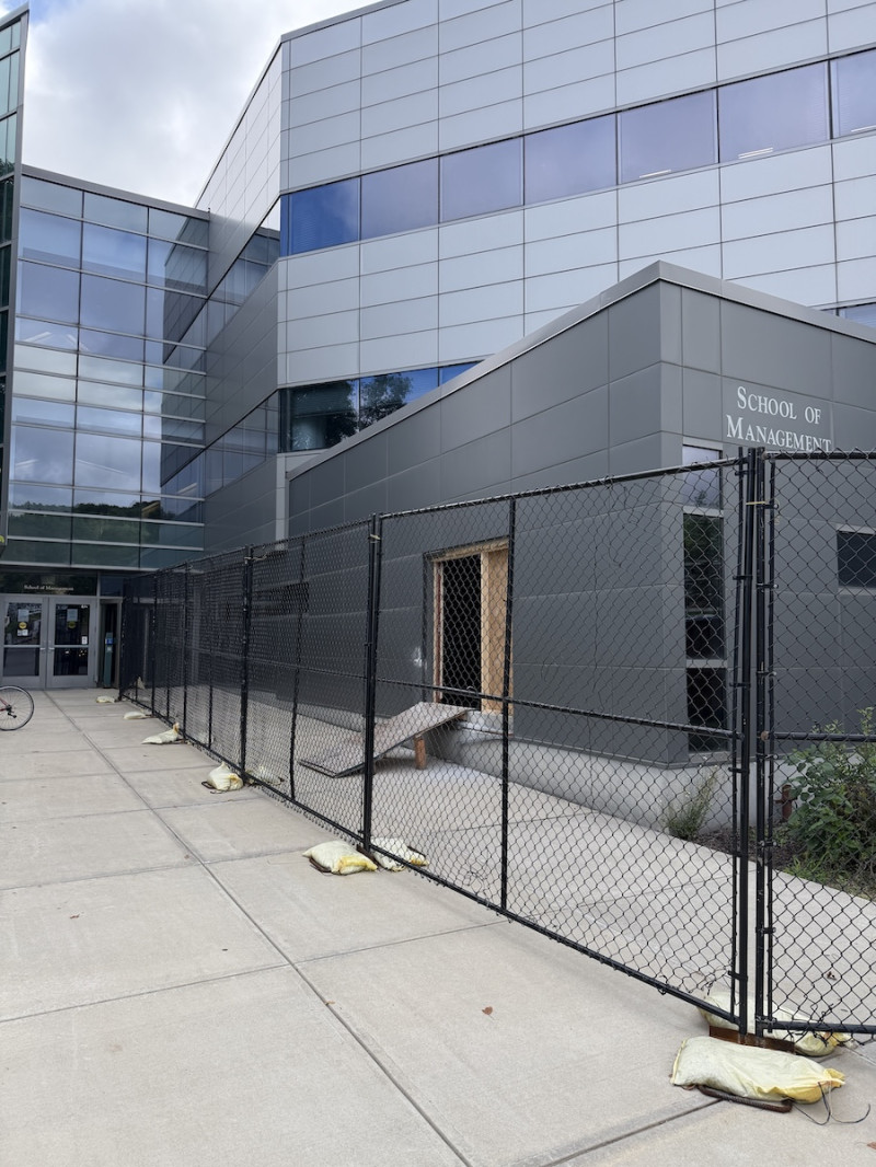 Construction of the Financial Analytics Center (FAC) is underway outside Academic Building A.