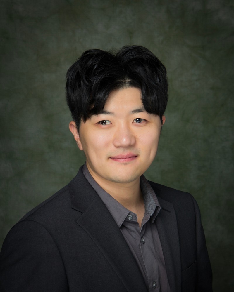 Binghamton University Assistant Professor of Marketing Soo Hyung (Ralph) Park.