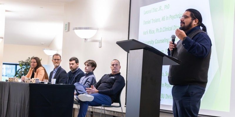 Leonel Diaz, Jr., director of intercultural affairs, moderated a panel on problem gambling during the Healthy Campus Summit on Thursday, Nov. 13. Panelists included Katie Mibaum from the Finger Lakes Problem Gambling Resource Center; Mark Rice, director of the University Counseling Center; Bill Reardon, associate director of athletics; Chris Schillo, a senior majoring in psychology; and Daniel Trolaro from IC360, an online gaming and sports betting integrity company.