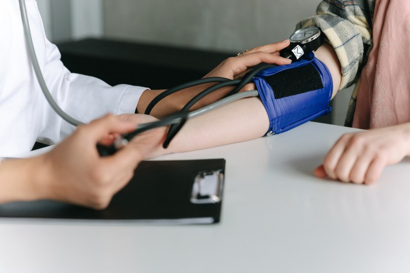 Mobile app helps people manage their blood pressure - The Verge
