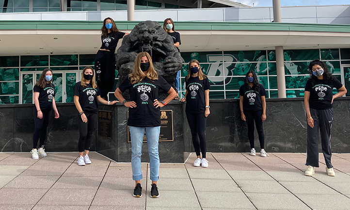 Jennifer Wegmann (center), from Decker College's Division of Health and Wellness Studies, leads the Mindset Mentors, a team of eight students whose goal is to help other students cope with stress brought on by the pandemic.