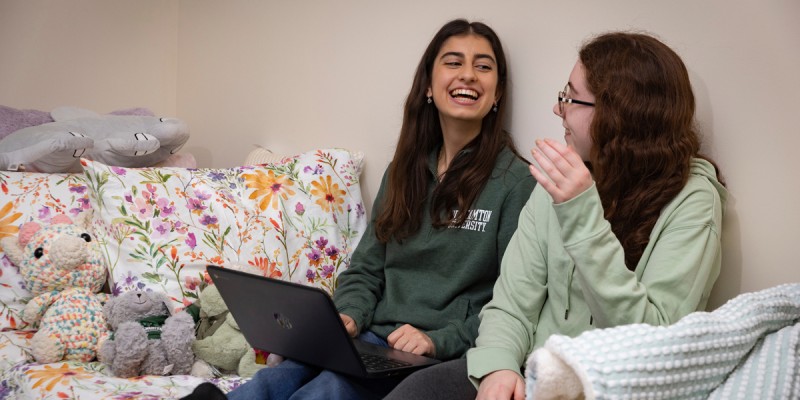 Help your student navigate some of the challenges of living with a new person.